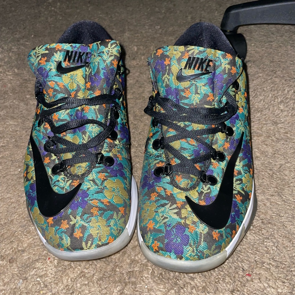 I’d 6 floral